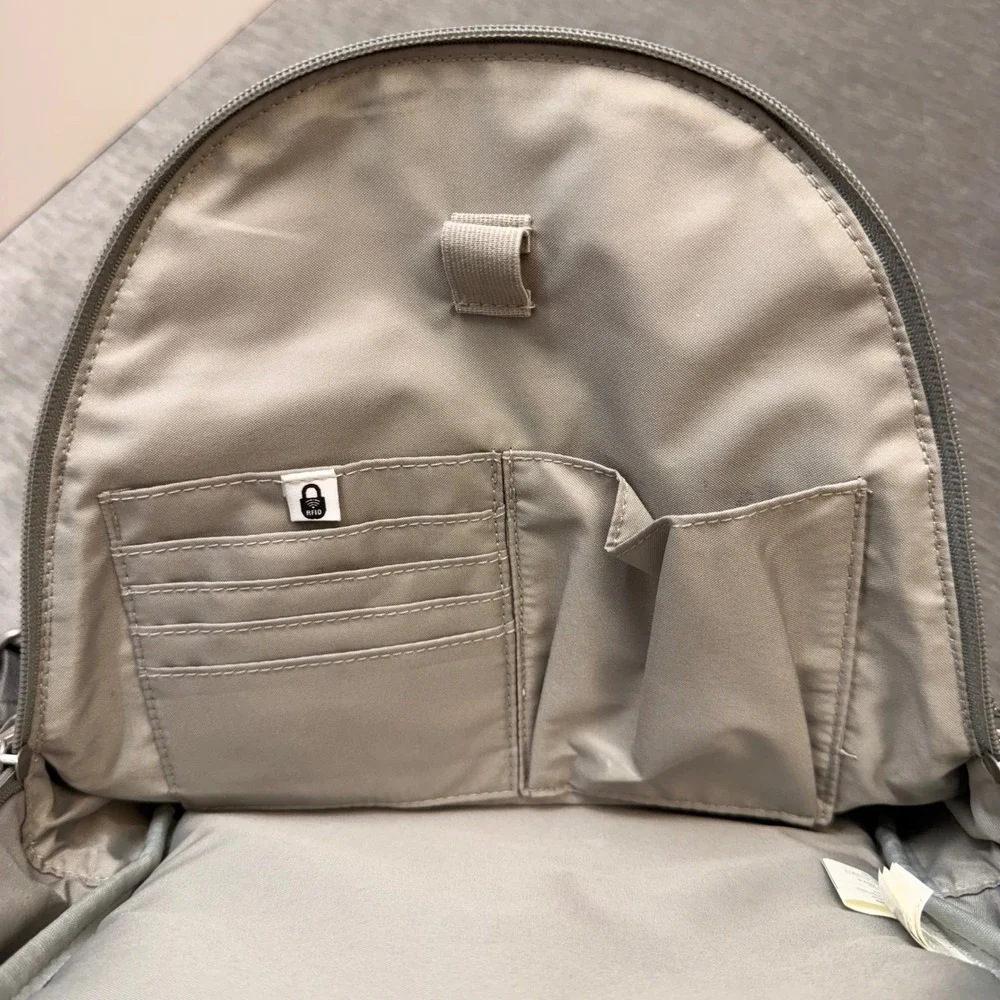Baggallini Naples Convertible Backpack Gray RFID Blocking Travel Bag Knit Trim